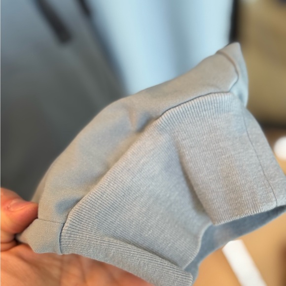 Women’s FIGS “Dusty Blue” Joggers- Medium/Petite - Picture 4 of 5